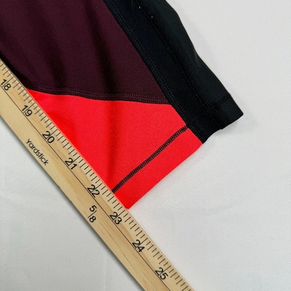 Under Armour Ankle Crop Leggings Womens Size M Pink Heatgear Compression - Picture 5 of 6